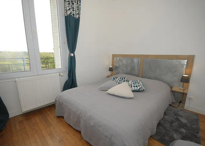 Les Du Château De La Viaudière